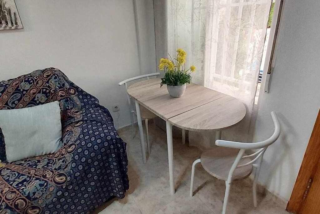 Manuela En